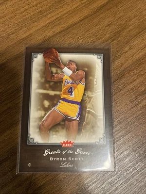 2005-06 FLEER GREATS OF THE GAME BASKETBALL BYRON SCOTT #7 NMMT/MINT - Image 1 of 2