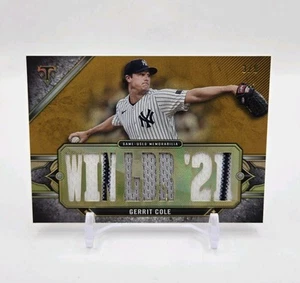 Gerrit Cole - 2024 Topps Triple Hilos Juego Usado Reliquia 3 Colores TTR-GC3 Dorado/9 - Imagen 1 de 2