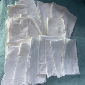 Vintage Dinner Napkins Assorted Lot of 15 -8 Cream / 7 Off White Embroidery - Picture 1 of 17