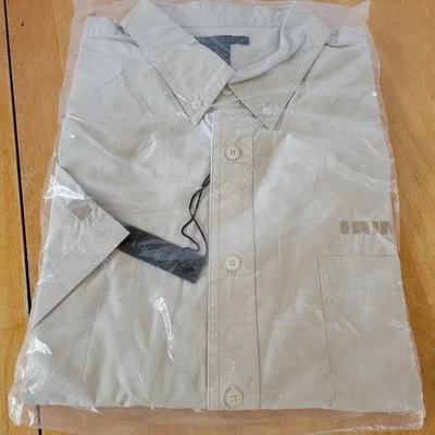 Perry Ellis XL Beige Collared Button Up Men's Business Casual Short Sleeve Shirt - Image 1 of 4