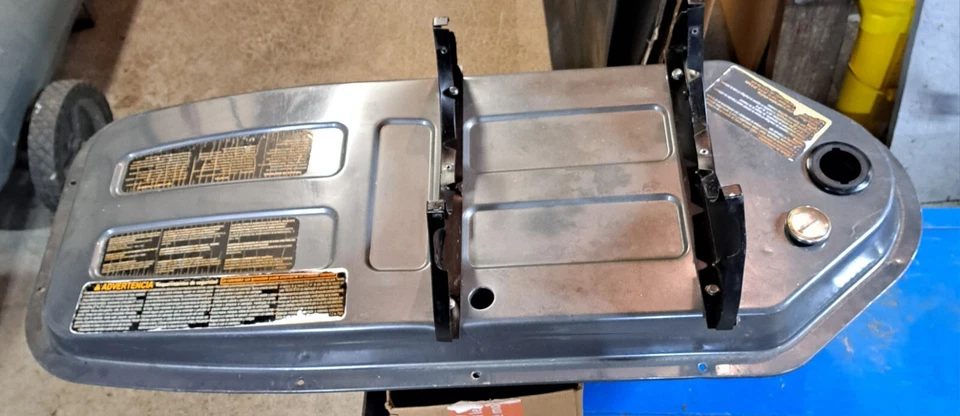 Medidor de celda de tanque de combustible ProCom PCK110VT Brkts #160139-01GY 16005-01 160060-01 usado Foto 1 de 4