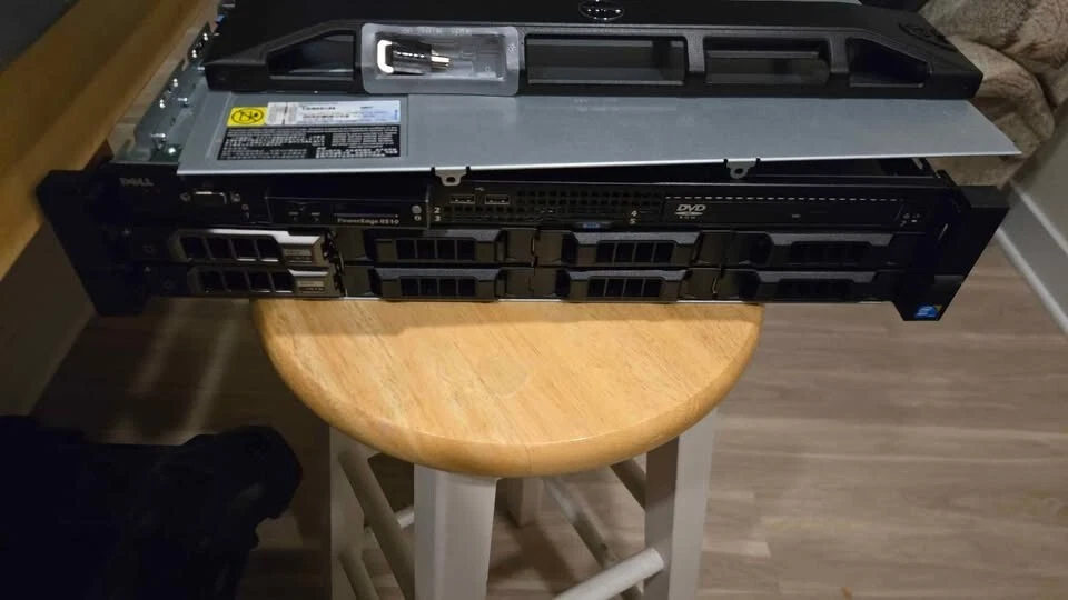 Dell Poweredge R510 4gb Ram No HDD Server 2008 key included - Image 1 of 3