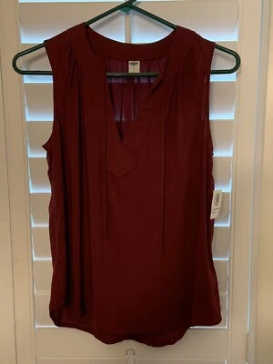 Old Navy Womens Maroon Tank Size XS-TP V-Neck Sleeveless Lightweight Free Ship - Image 1 of 4