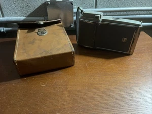 Cámara terrestre Polaroid vintage modelo 80 sin probar con estuche - Imagen 1 de 9