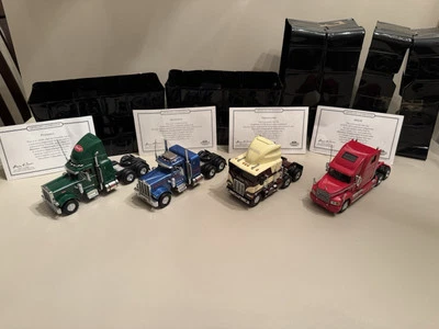 Lote de camiones Matchbox 1:58 Peterbilt, Kenworth, Freightliner, Mack  Foto 1 de 4