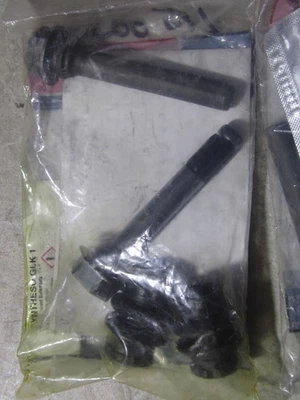 Kit de reparación de pinza de freno de disco GENUINO Motorcraft BKCF-7 para Ford F-150 12-20 Foto 1 de 4