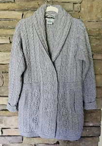 Maglione Aran Crafts grigio doppio petto bottone 100% lana merino taglia L Irlanda - Foto 1 di 6