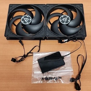 ARCTIC P14 PWM PST 140mm fans - TWO PACK W/ FAN HUB - Picture 1 of 9