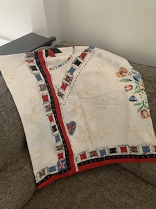 Vintage Tablecloth Fabric Quilt Patchwork - Picture 1 of 5