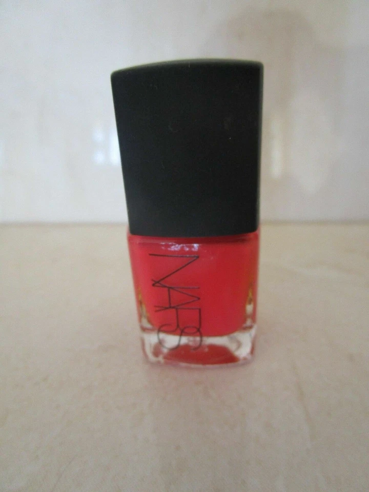 ESMALTE DE UÑAS NARS ROJO DESVERGONZADO 0,25 OZ. TALLA DE VIAJE MINI Foto 1 de 1
