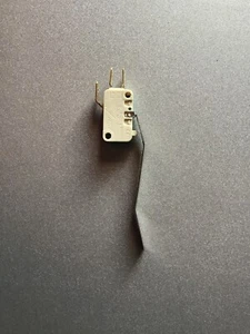 Indesit Condensor Dryer IS70CS Float Switch Rare To Get Hold Of Now - Picture 1 of 3