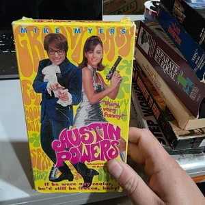 Austin Powers VHS 1997 Comedy Original Release New Line Cinema - Picture 1 of 1