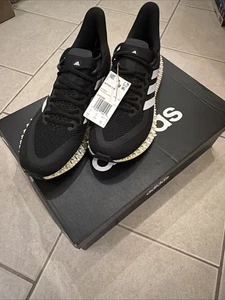 Neu im Karton neu Größe 9,5 Herren Adidas 4DFWD 2 Schuhe Core schwarz wolkenweiß Carbon GX9249 - Bild 1 von 14