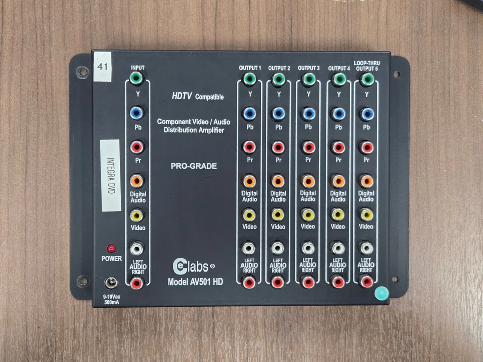 CeLabs AV501HD HDTV 1X5 Component A/V Distribution Amplifier with Digital Audio - Image 1 of 4