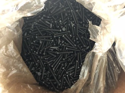 Tornillos mecanizados cabeza estrella 1 1/4” caja grande cabeza torx negra ¡NUEVO! ¡ENVÍO GRATUITO! Foto 1 de 4