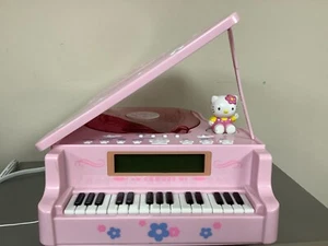 Hello Kitty Grand Piano Pink-2005--Radio/Clock work--Broken hinge on top - Picture 1 of 19