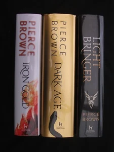 IRON GOLD DARK AGE LIGHT BRINGER Pierce Brown UK Matching # SIGNED LTD Goldsboro - Picture 1 of 15