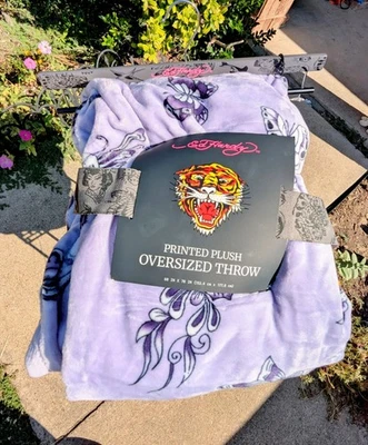 Manta de felpa de gran tamaño Ed Hardy Y2k calaveras rosas estilo tatuaje suave Foto 1 de 2