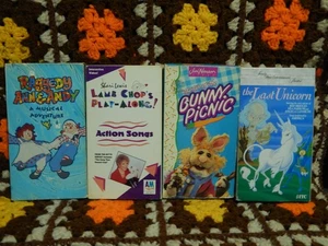 Raggedy Ann & Andy - A Musical Adventure + Bunny Picnic + Lamb Chop + (VHS x 4) - Imagen 1 de 5