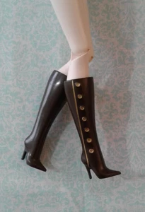 Barbie braune Stiefel aus Dolls of the World Sammlung Russland Puppe Mattel EUC - Bild 1 von 10