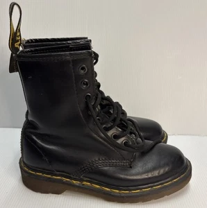 Vintage MADE IN ENGLAND Dr Doc Martens Boots Black Size UK3,EUR 36 US4,USL5 - Picture 1 of 24