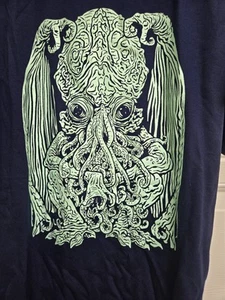 Cthulu Loot Fright T-shirt Size Large Double Sided Horror Sci-fi Mythical Shirt - Picture 1 of 3