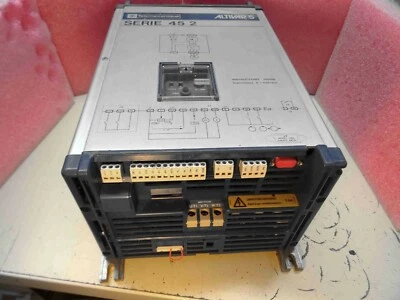 Variateur de Vitesse Télémécanique ALTIVAR 5 série 45 2 ATV452075 0.75kW 1 HP - Photo 1/4