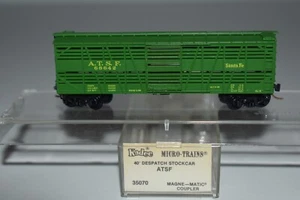 N Scale Kadee 35070 Santa Fe 40' Single Door Stock Car 68642 C32012 - Picture 1 of 2
