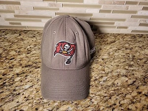 Tampa Bay Buccaneers Reebok Hat Cap NFL Football Flexfit One Size Fits All - Picture 1 of 9