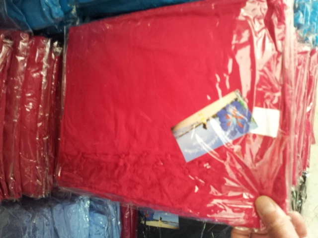 Pareo Strandtuch rot 118x166 cm Poolkleid Strand Meer Rayon - Bild 1 von 1