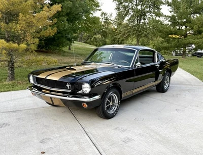 Ford Mustang Fastback Hertz GT350H 289 1965 automático Foto 1 de 4