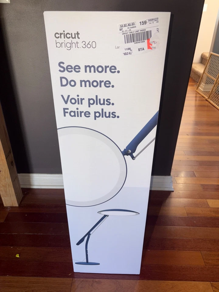 Lámpara de pie Cricut Bright 360 LED - Brillo ajustable y luz pivotante Foto 1 de 1