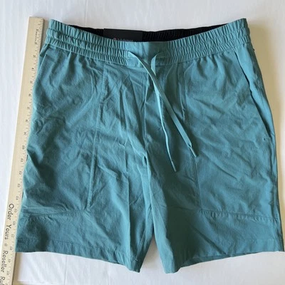 Pantalones Cortos Lululemon Bowline Para Hombre Medianos Verde Azulado Ripstop 8" Entrepierna Precio de venta sugerido por el fabricante 78 USD Foto 1 de 4