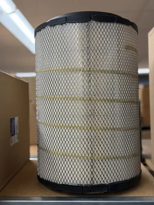 Filtro de aire exterior Carquest 83126 - Camiones Volvo: uso con Carquest 83127 (interior) Foto 1 de 4