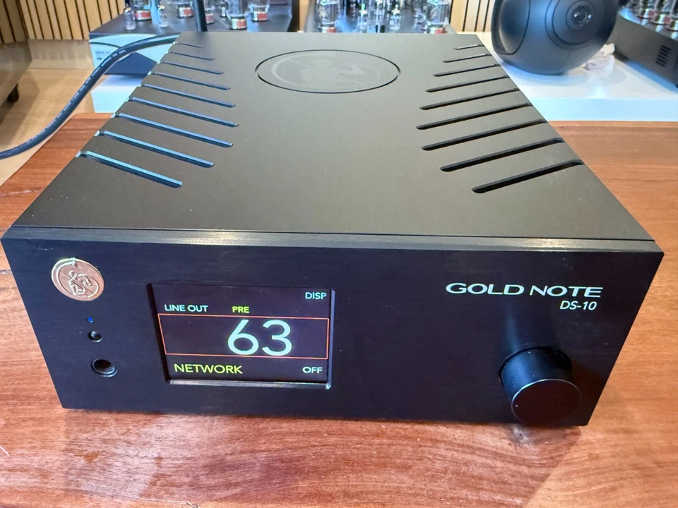 Gold Note DS-10 Network Streamer Preamplifier w Box & Remote EXCELLENT - Image 1 of 4