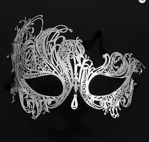 Silberne Metall Halloween Maske Maskerade - Gummiband - Bild 1 von 1