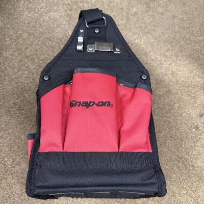 Snap-on TB1G Tool Bag Red Snap-on shoulder bag with pockets. 　Made of nylon - Image 1 of 4