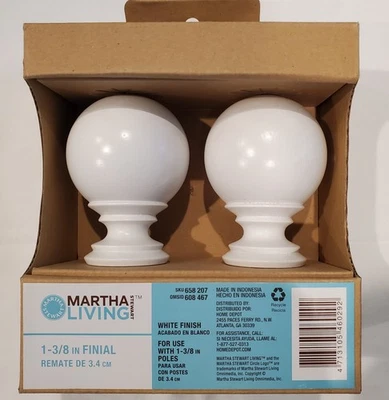 Acabamentos de bola branca Martha Stewart Living 1-3/8" novos na caixa - Conjunto de 2 - Imagem 1 de 4