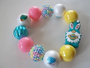 EASTER GNOME BUNNY Bubblegum Bead Bracelet - Picture 1 of 2