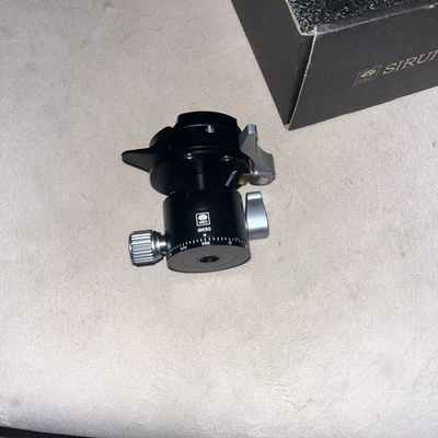 SIRUI GH30 Low Profile Tripod Head  - Image 1 of 4