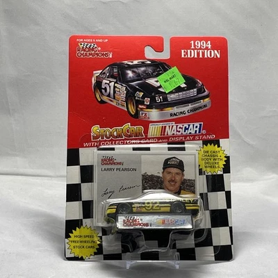 Nuevo en paquete 1994 Racing Champions escala 1:64 NASCAR Diecast Stock Car #92 Larry Pearson Foto 1 de 4
