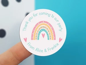 Personalisierte Party Aufkleber, Danke Etiketten. Süße Zapfen. Regenbogen Name BD11 - Bild 1 von 4