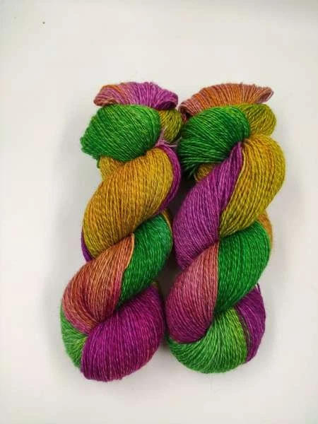 handgefärbte Diamond Sockenwolle 100 g - GRÜNE BEERE 249 - Bild 1 von 1