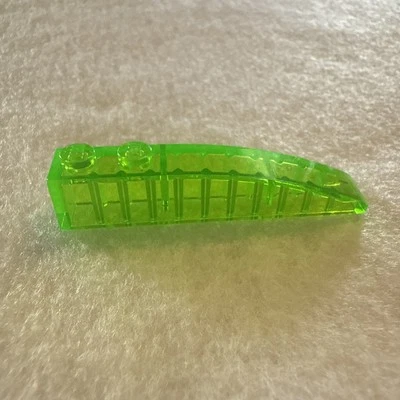LEGO Translucent Green, 1x6 Curved Brick, Two Studs, 41762/42022 - Image 1 of 4