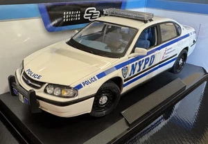 2002 Chevrolet Impala Sedan New York Police Department 1:18 Maisto NYPD - Picture 1 of 12