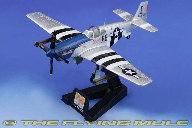 Easy Model 1:72 P-51B Mustang USAAF 352nd FG, 327th FS Blue Nosed Bastards John - Image 1 of 4
