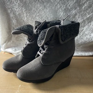 White Mountain Damen-Stiefeletten mit Absatz Kunstfell Schnürung Keilabsatz grau Größe 10 - Bild 1 von 12