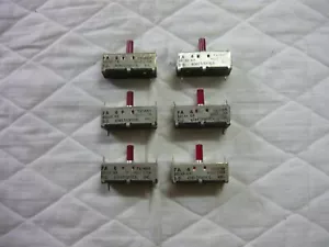 6 NOS BP ELECTRONICS 4 AMP CIRCUIT BRAKERS - Picture 1 of 2