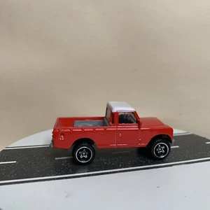 Hot Wheels 2019 HW Hot Trucks 3/10 Land Rover Series III Pickup Red/White Roof - Picture 1 of 13