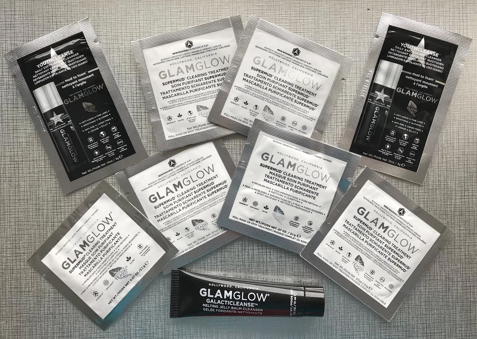 GLAMGLOW GALACTICLEANSE 15 ML SUPERMUD TRATAMIENTO 6X2,1 G LIMPIEZA JUVENIL 2X3 G NUEVO Foto 1 de 3